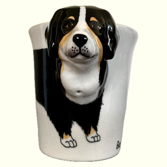 Other - GUC - Vintage Handpainted 9 oz Ceramic Bernese Mountain Dog Handled Coffee Mug